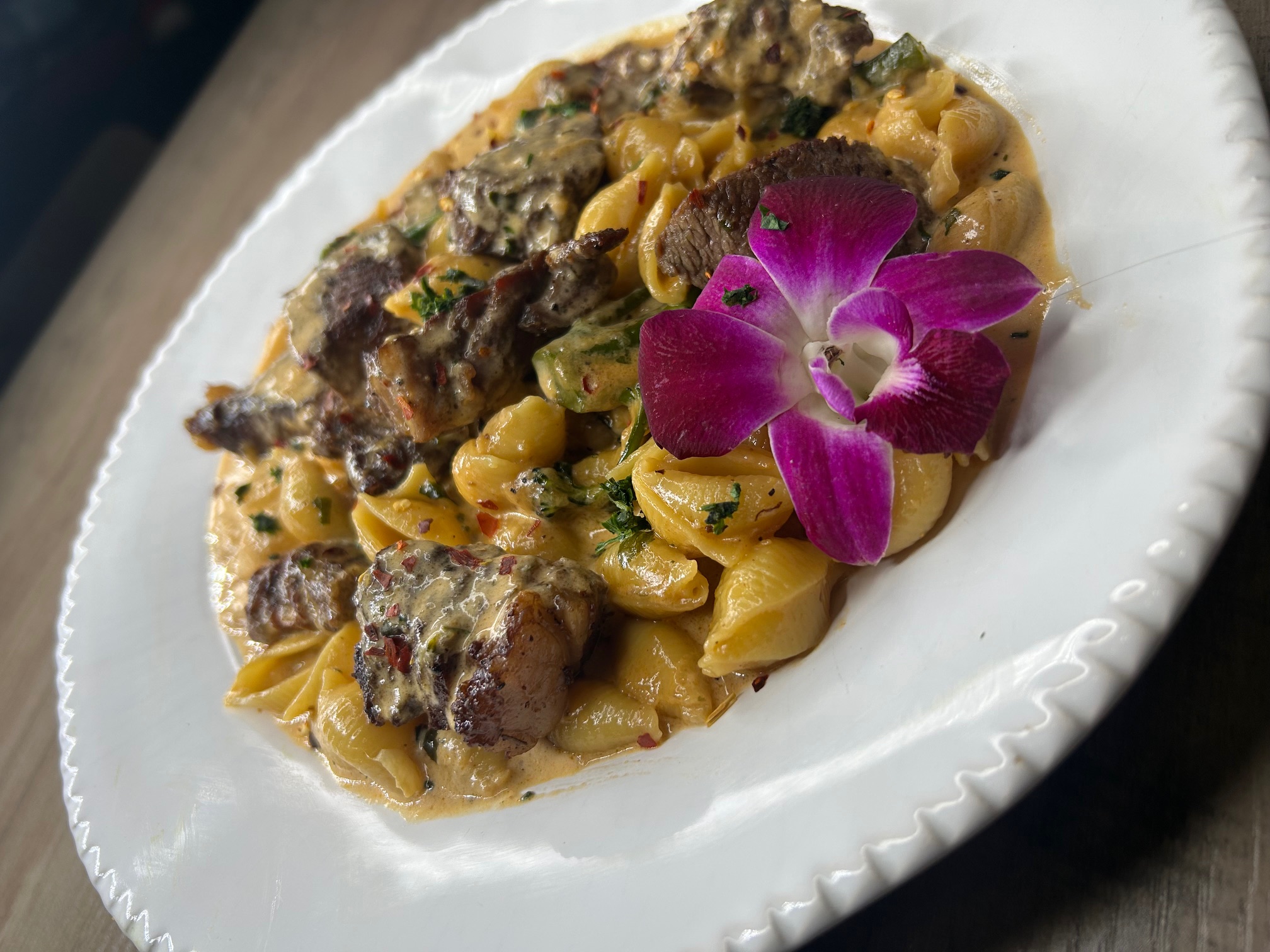 Cajun steak pasta shells